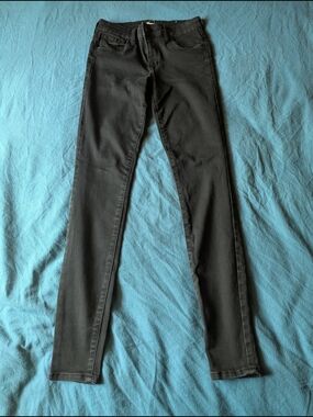STS Blue Women's Black Skinny Jeans
